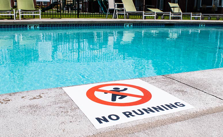 Street and Sidewalk Decals No Running SQS